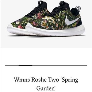 Womens Roshe Two Spring Garden